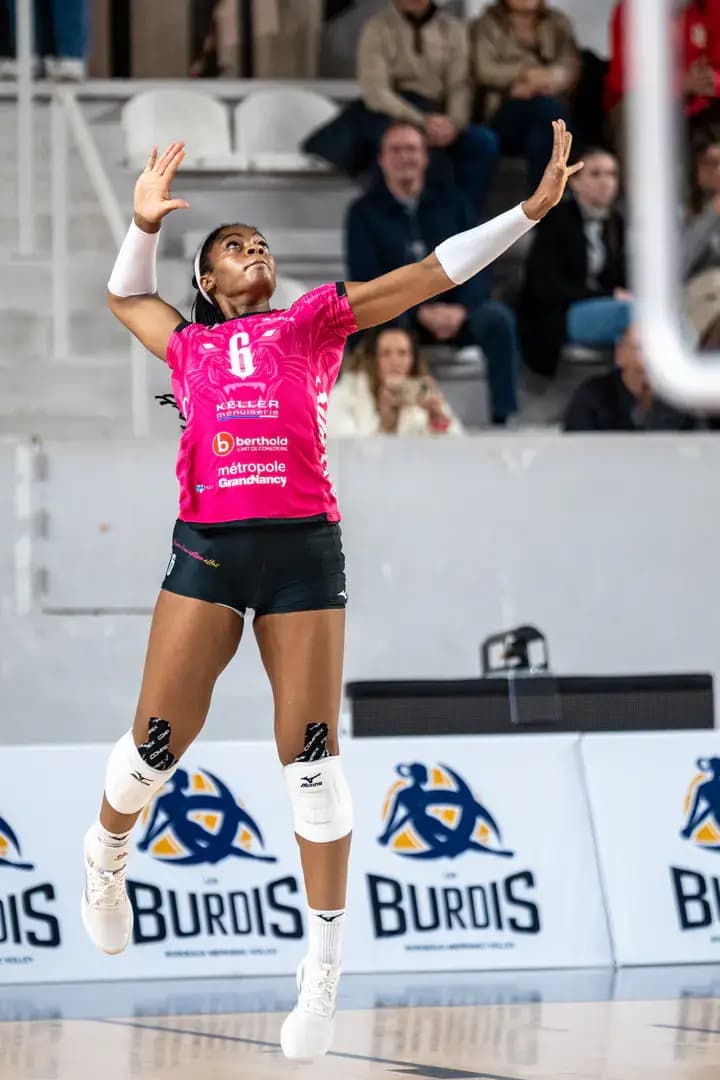 Volley Photo 21