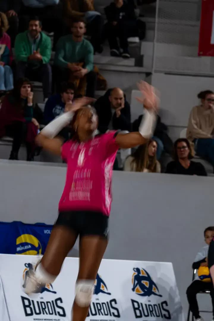 Volley Photo 37