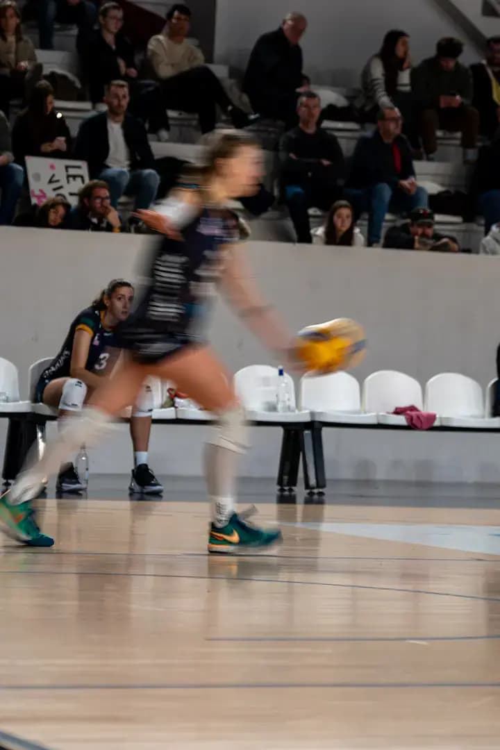 Volley Photo 49